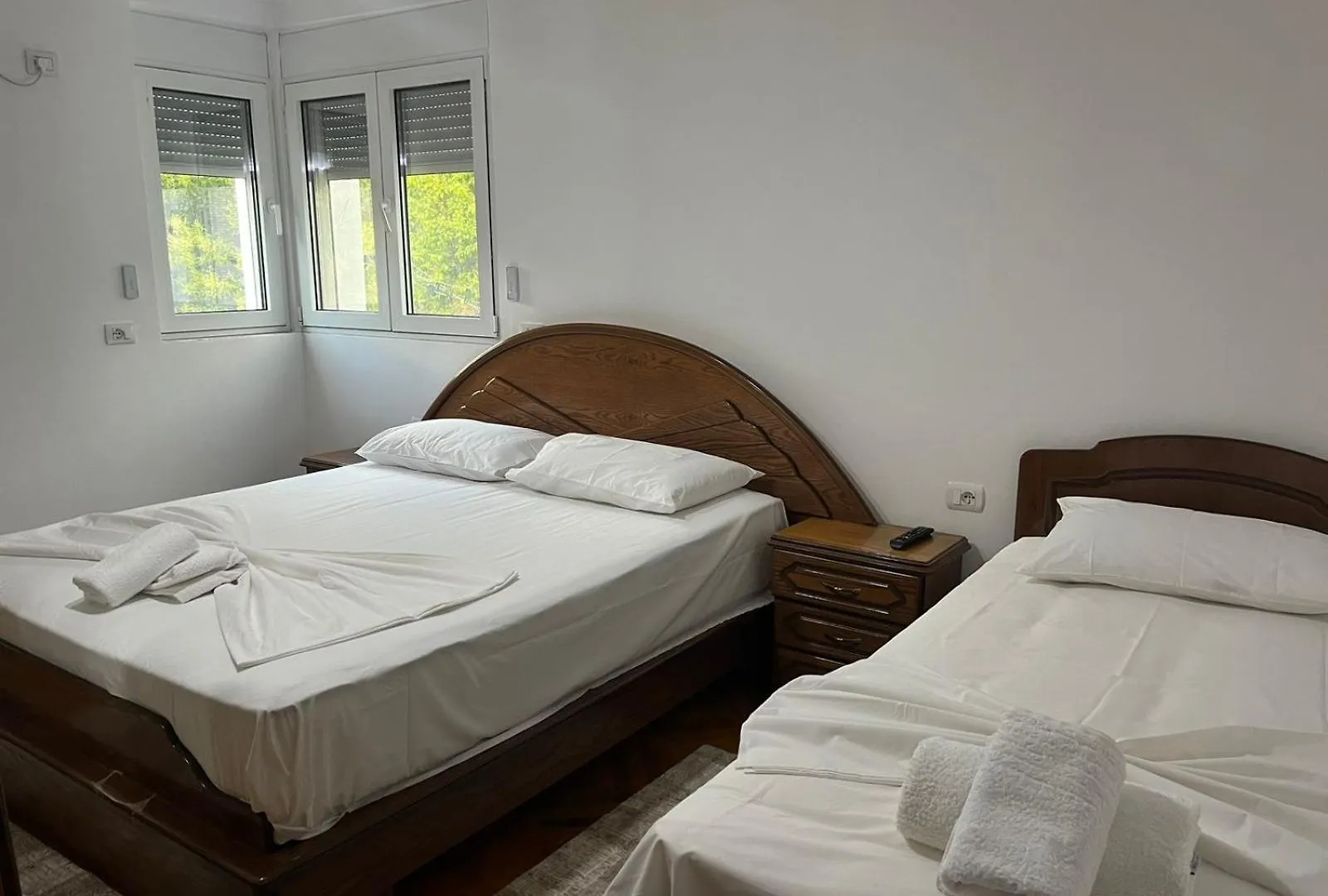 Apartament Qetesia Zhaban
