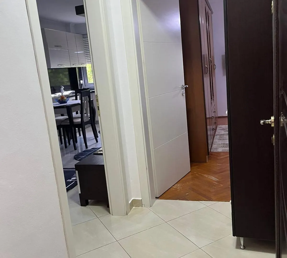 Apartament Qetesia Zhaban