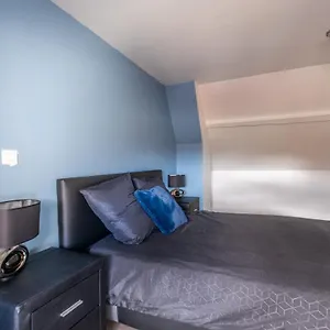spacieux-chic-confort-parcs-et-thermes.hotels-rhonealpes.com/